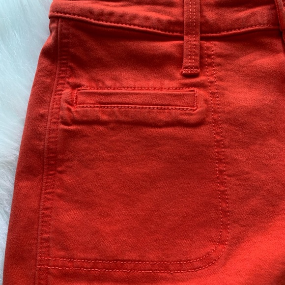 High Rise Midi Shorts Red - Picture 2 of 10